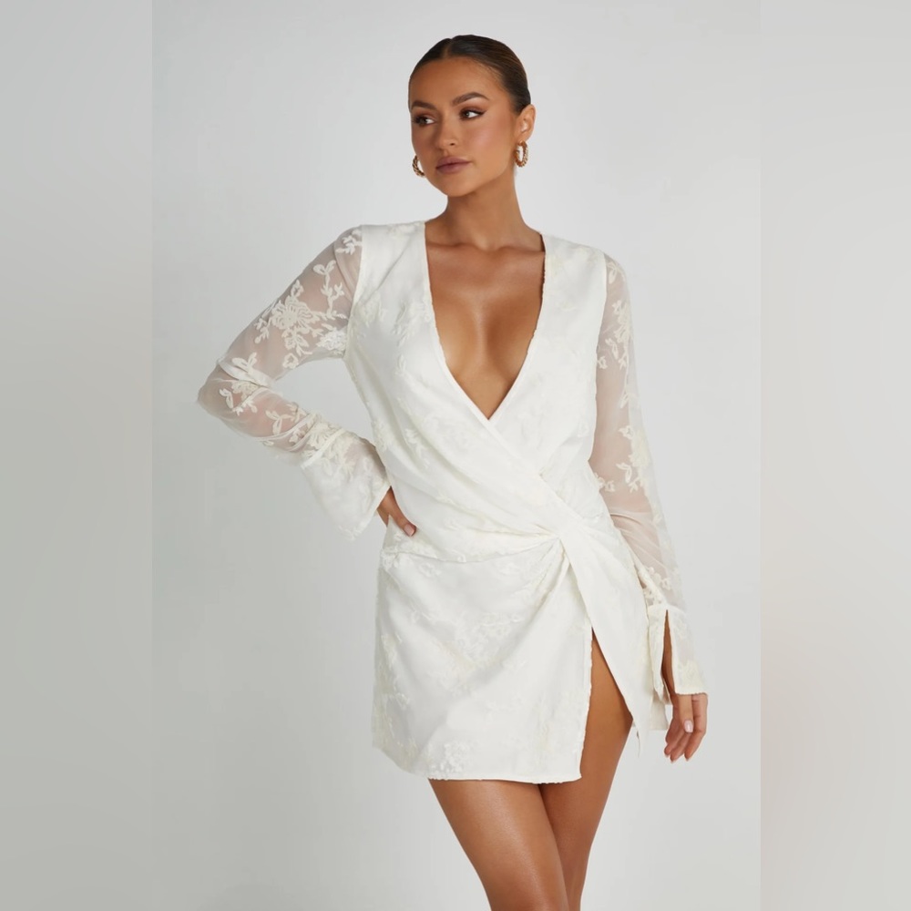 Emory Burnout Velvet Dress - White